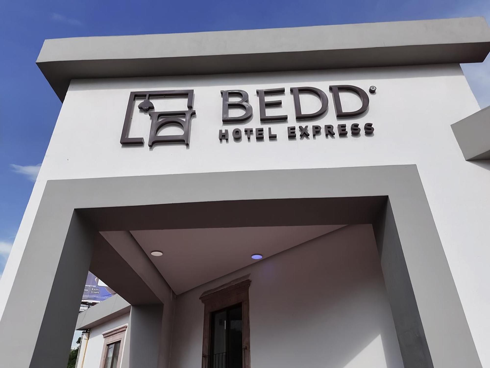 Hotel Bedd Express เกเรตาโร ภายนอก รูปภาพ