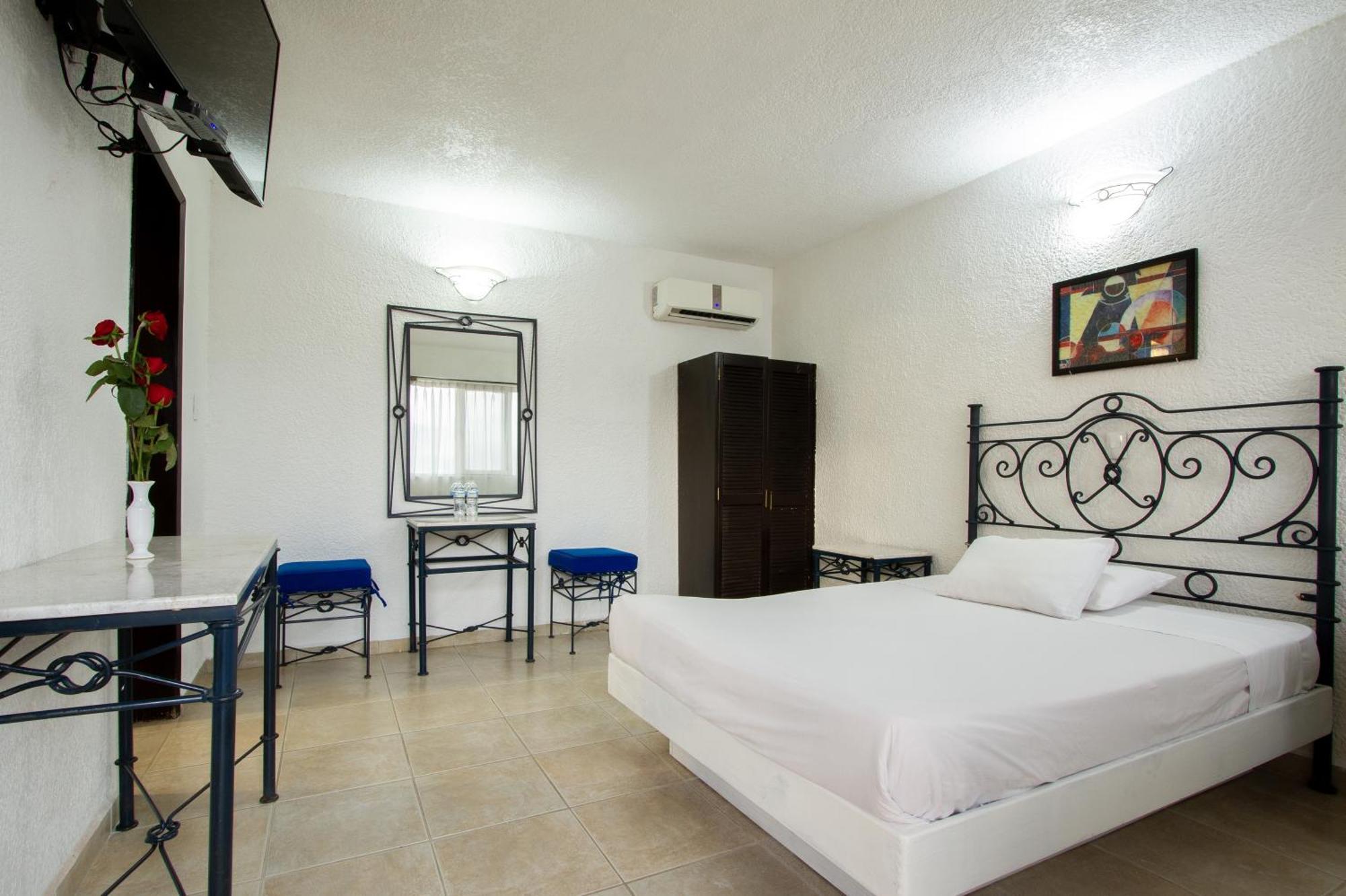 Hotel Bedd Express เกเรตาโร ภายนอก รูปภาพ