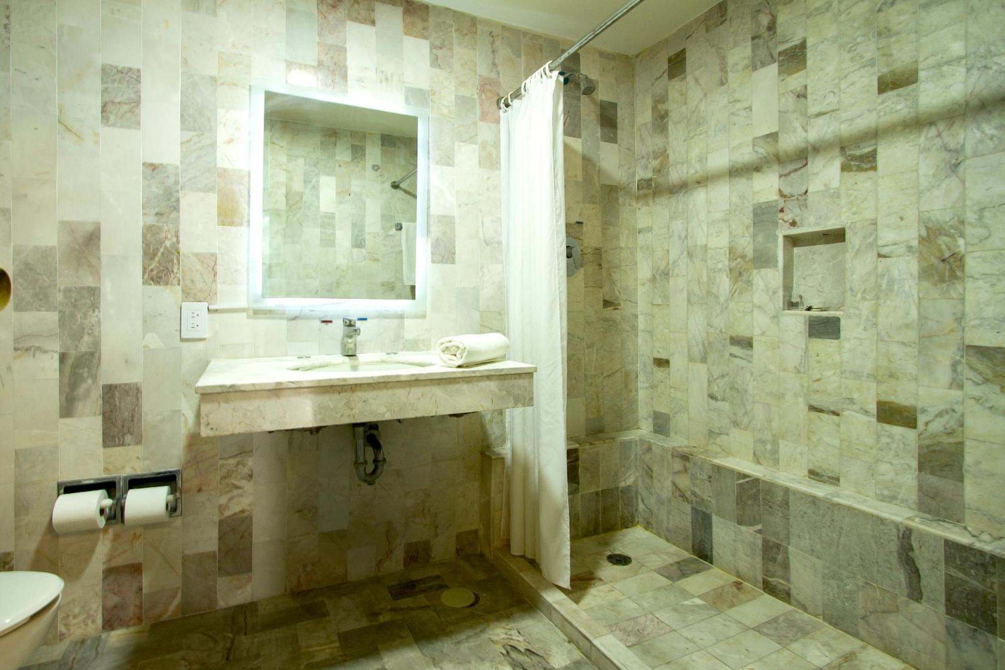 Hotel Bedd Express เกเรตาโร ภายนอก รูปภาพ